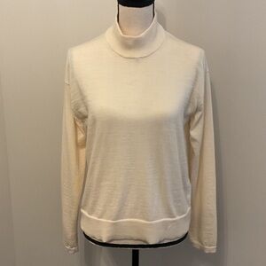 Banana Republic Ivory Merino Wool Sweater